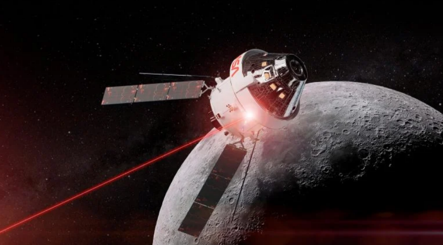 ▲ NASA 概念图展示了在月球轨道上使用激光通信技术，通过阿尔忒弥斯二号光学通信系统