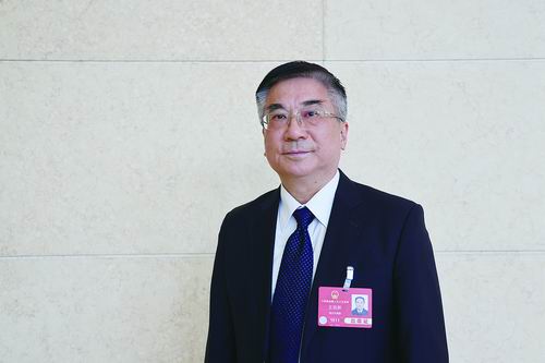 王焰新