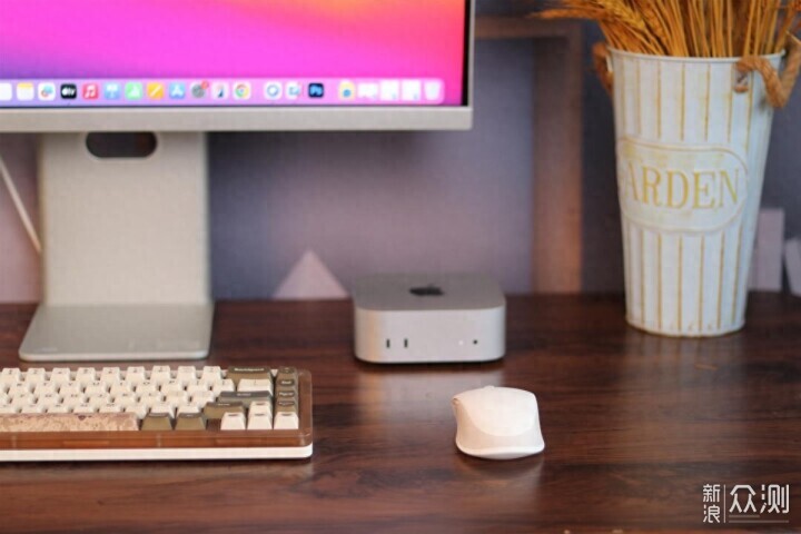 不用万元的4K果粉屏,用它与Mac mini搭伙绝了_新浪众测