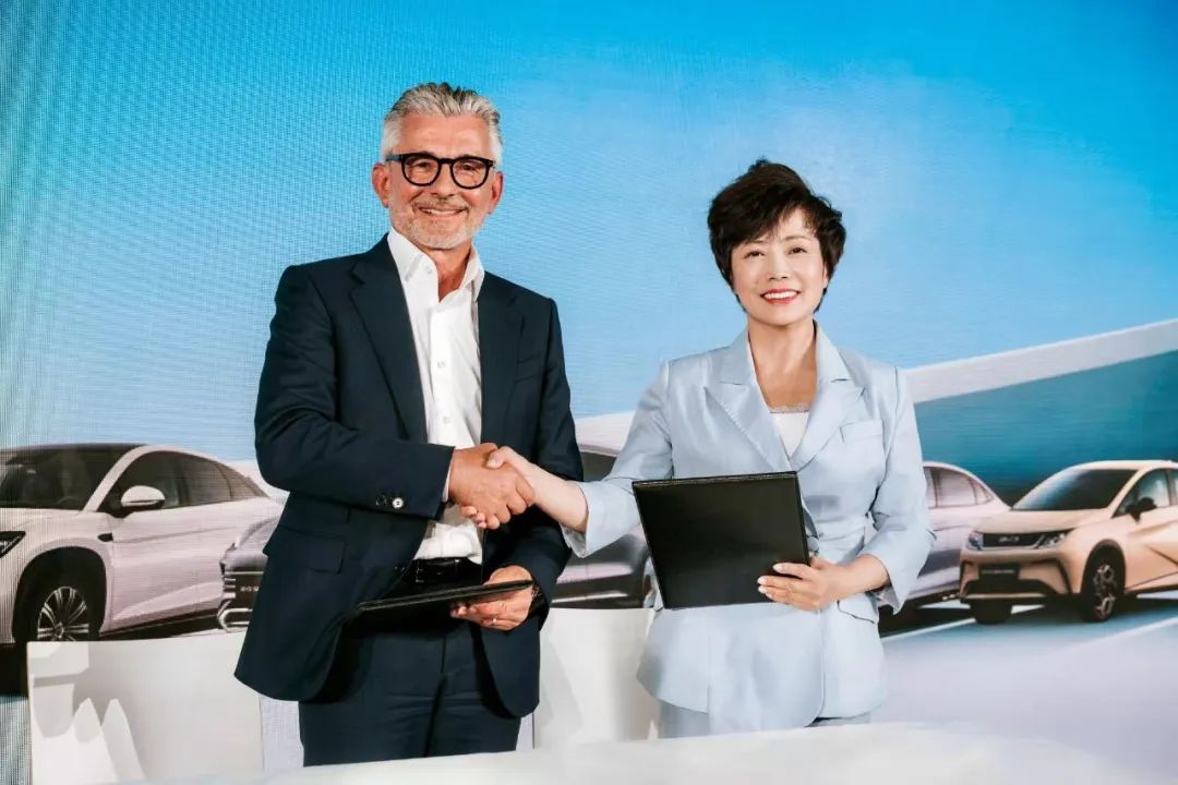 ▲ 图源比亚迪汽车公众号 | 比亚迪与奥钢联集团 voestalpine 达成合作